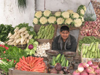 ジャララバードの市場にて