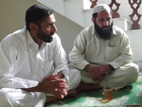 ジャハンミール医師とラヒーム看護師