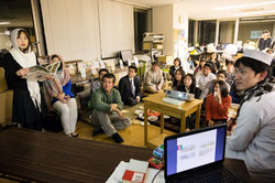 心のこもった朗読に、参加者の皆さんも引き込まれました