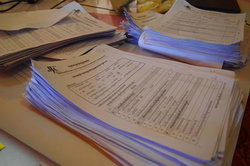 集められたインタビュー用紙。ものすごい量です。