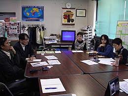 WE21ジャパン事務所にて