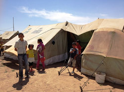 Domizシリア人難民キャンプの子どもたち（2012年5月、JVC撮影）