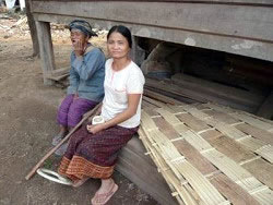 「森へ行かないか？」と声をかけてきた女性