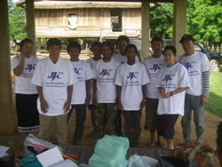 米銀行委員会と状況を話し合う