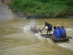 運転手は立ち乗り