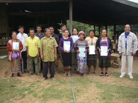 研修終了後記念撮影