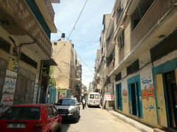 ガザ市東部の住宅地。イスラエルとの境界に近いこの地域も、現在激しい空爆にさらされている。(2014年5月19日)今野撮影