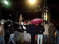 雨の中の聖歌隊