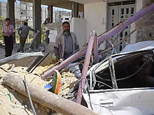 破壊された遊具