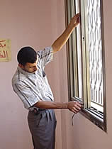 窓ガラスの補修工事