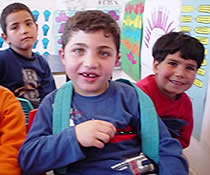 写真3の男の子の半年後。