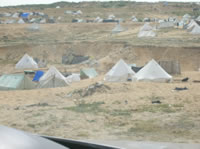 緊急避難キャンプの様子