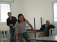 動きが硬いモタアセム