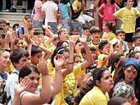 イベントで盛り上がる子どもたち