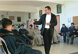 いつも一人ひとりに語りかけるように話すラムジー先生