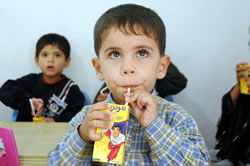 ごくごく牛乳を飲み干す音が聞こえてきそうです