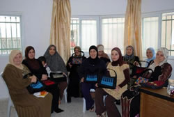 出来上がったバッグを手に、みんなで「私もほしい！！」