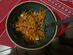 結局ツナ缶を買い忘れてゆで卵で代用。おいしかった～。