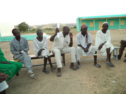 5月に行った住民との話し合いには、シエハや井戸管理委員会メンバーが集まった