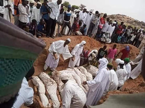 今回の武力衝突による犠牲者の埋葬(SNSより)
