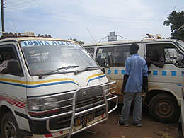 私が乗ったのと同じタイプのミニバス 