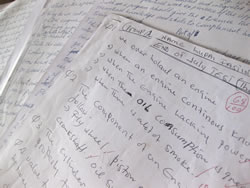 ビッシリと書き込まれた答案用紙