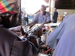 JVCが「いなくなった」後、整備工場は元々の運営主であったスーダン教会評議会（SCC）に引き継がれ、整備士養成研修コースも継続されている。