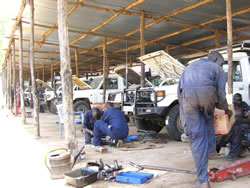 SCC車両整備工場。休憩時間には住民投票の話題で持ち切りだった