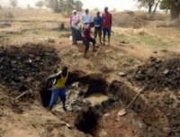 溜池の補修も始まった