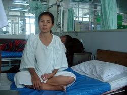 入院して治療に当たるDさん