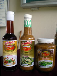 醤油と大豆ソース