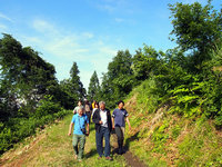 浅見さんの農場を歩く