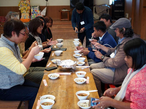 小川町の農産物を使った給食を試食させていただいた