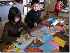 たてわり班で助け合いながら