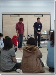 挨拶をするJVC岩田（右）と筑波大学・長谷川先生（左）