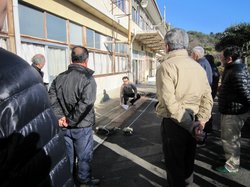 ロープを使ってルールの内容を確認する