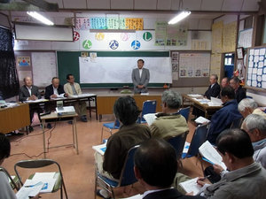 振興会の新会長によるあいさつ