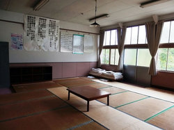 客室の様子（「みどりの時計台」にて)