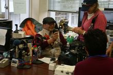 取材を受ける今野さん