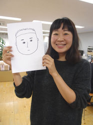 大村さん作、次の方の似顔絵。シンプルながら、特徴をつかんだ一作となっています