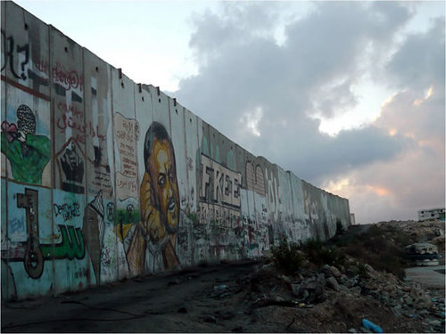 パレスチナ自治区を取り囲む、イスラエルが建設した分離壁
